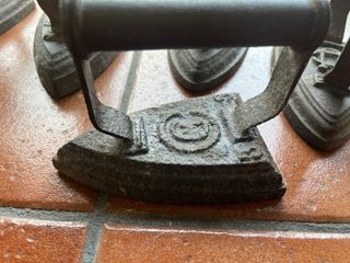 Lote planchas hierro forjado antiguas. 7 piezas.