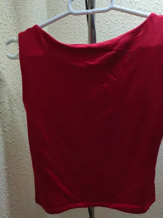 Camiseta elástica roja