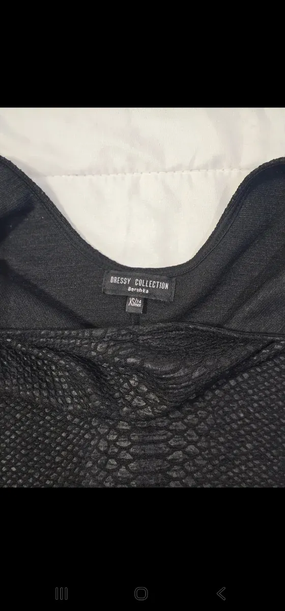 Vestido Bershka Negro Efecto Piel Serpiente XS