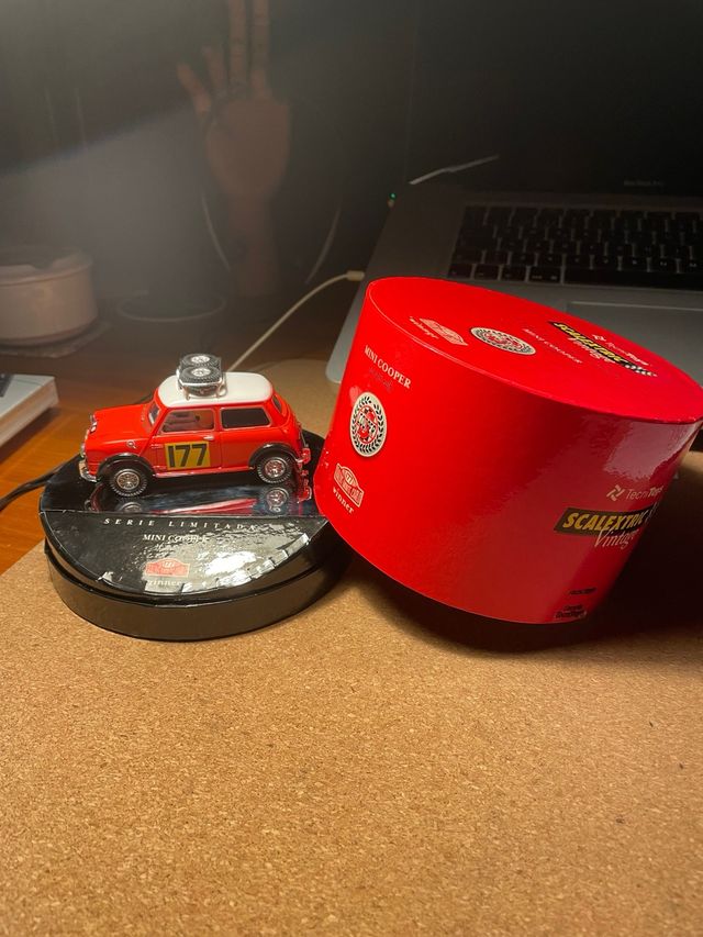 Coche Scalextric Mini Cooper Rojo
