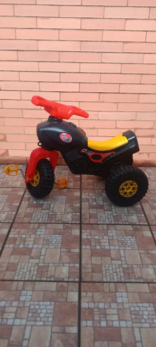 Triciclo moto para niños