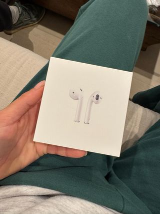 Airpods 2da Gen - Falta Auricular R