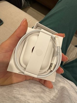 Airpods 2da Gen - Falta Auricular R