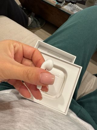Airpods 2da Gen - Falta Auricular R