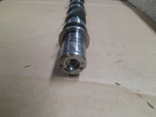 Árbol de levas 8200978873 Renault Duster 1.5