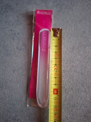 Lima per unghie in vetro Rimmel con custodia nuova