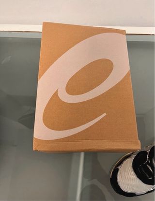 ASICS Sneakers Grises y Blancas