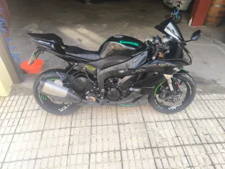 Kawasaki Ninja ZX6R 2010