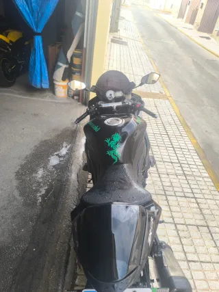 Kawasaki Ninja ZX6R 2010