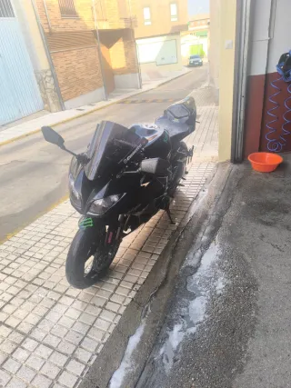 Kawasaki Ninja ZX6R 2010