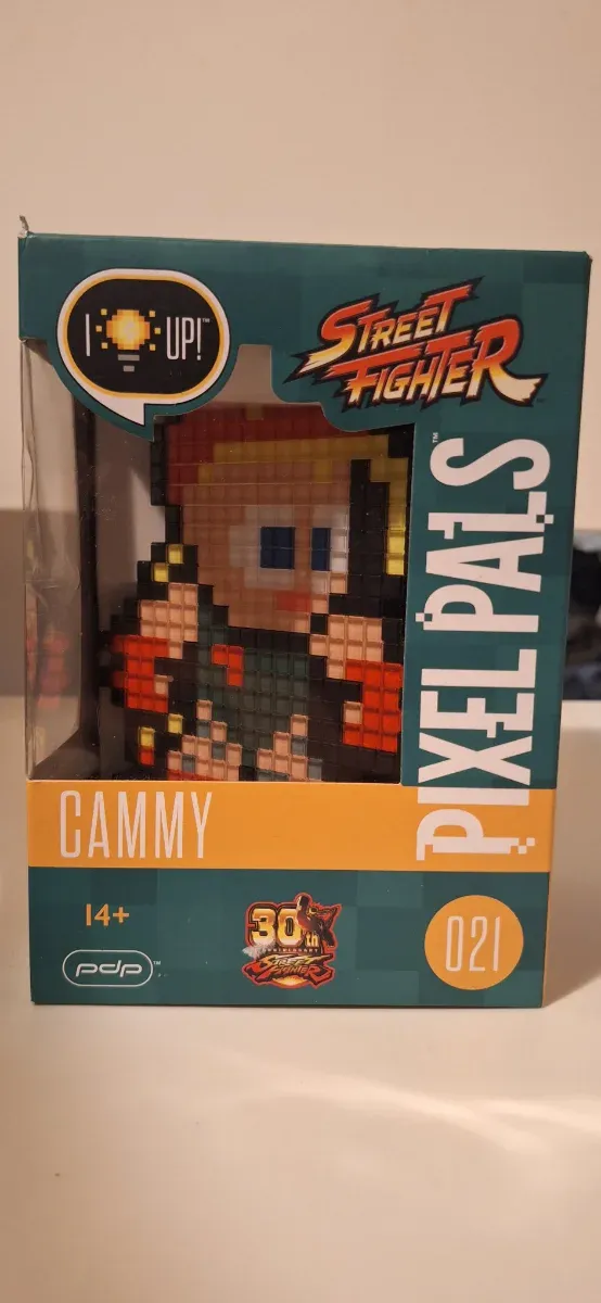 Lámpara Cammy Street Fighter PDP Pixel Pals