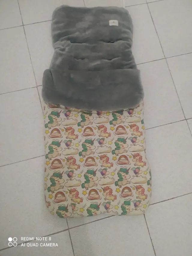 Saco silla paseo unicornios y gris