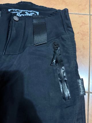 Pantalón Invierno Trekking Negro/Rojo