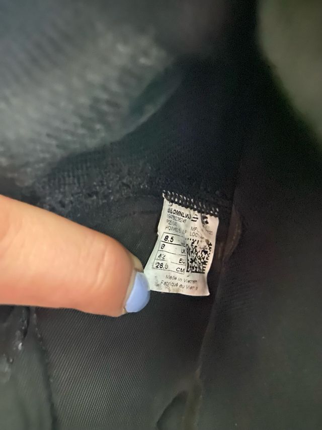 Zapatillas New Balance Hombre Negras/Blancas