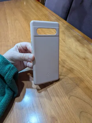 Fundas Spigen rosa y verde para Google Pixel 7a