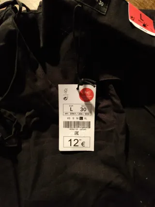 Vestido negro de lino con tirantes