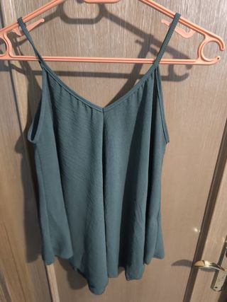 Camiseta tirantes verde militar