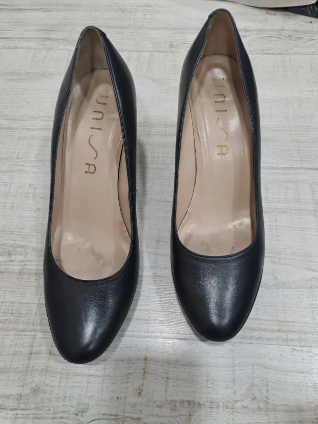 Zapatos de tacón negros