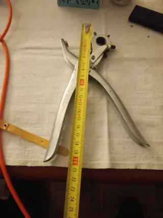 Sacabocados giratorio