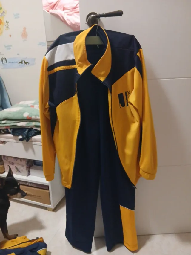 Chándal Escola Joan 23 Talla 14