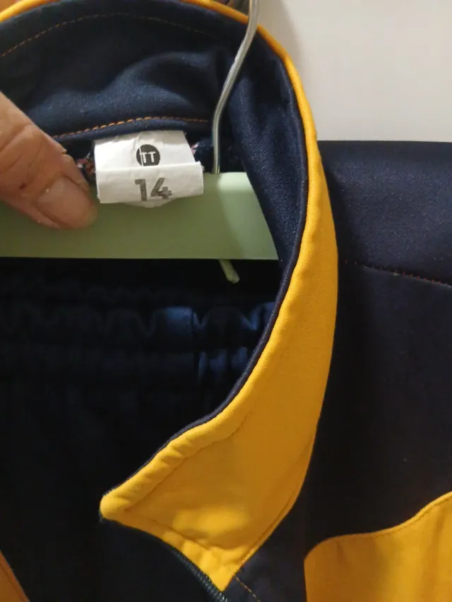 Chándal Escola Joan 23 Talla 14