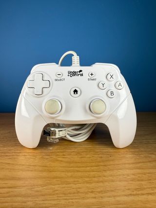 Controller Nintendo Wii Under Control Bianco