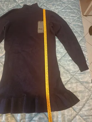 Vestito Evis collo alto con balza