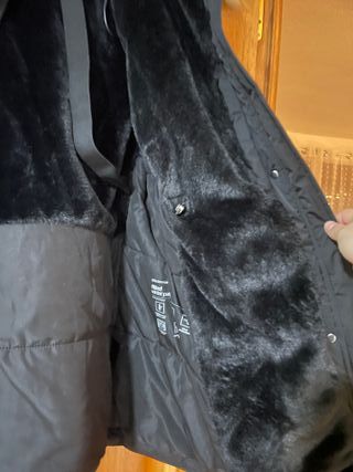 Anorak Zara Negro Talla XXL con Capucha