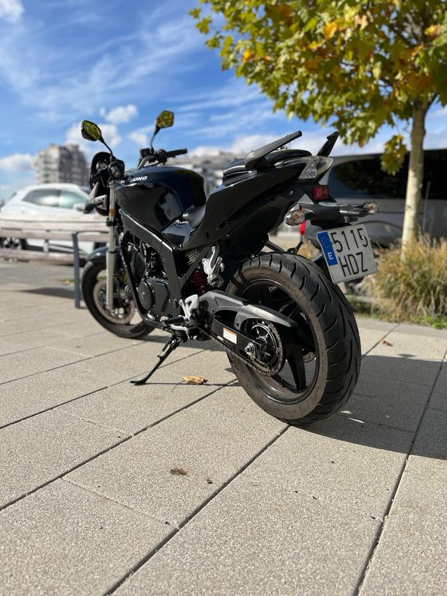 Hyosung 125 Comet GT