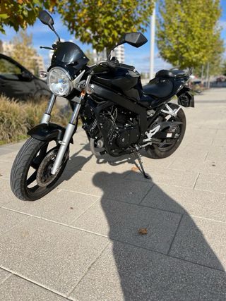 Hyosung 125 Comet GT