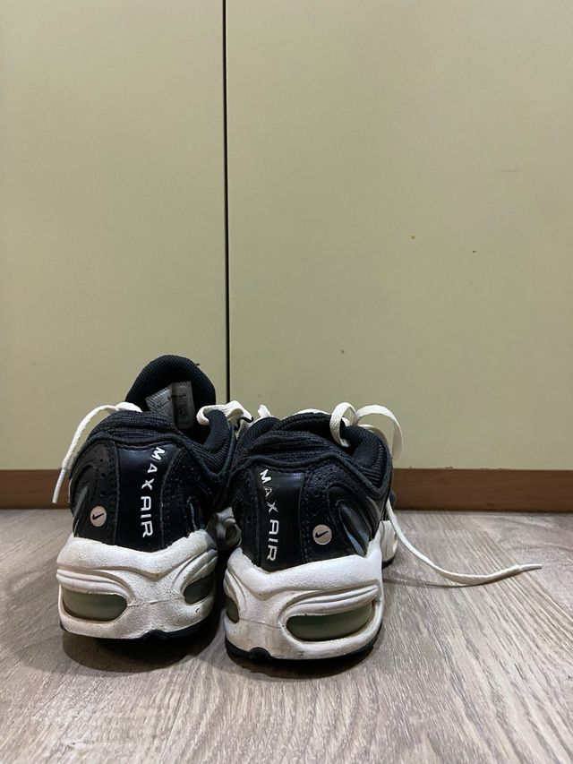 Zapatillas Nike Mujer Negras Naranja