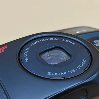 Minolta Riva Zoom 70 Cámara Analógica