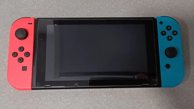 Consola Nintendo Switch + Accesorios