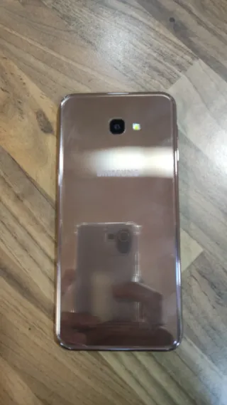 Samsung Galaxy J4+ - Telefono cellulare elegante e moderno