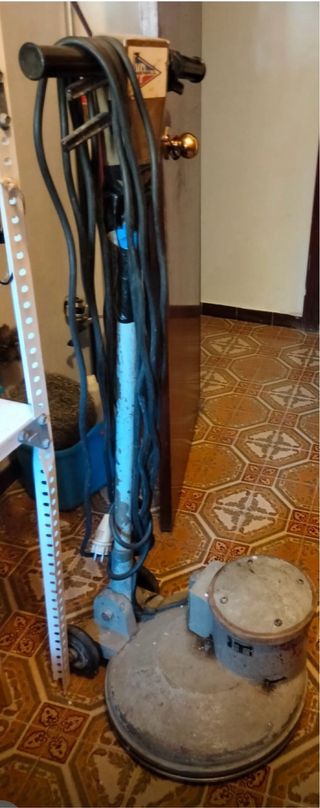 MÁQUINA ABRILLANTADORA