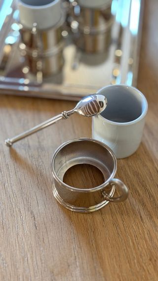 Conjunto de café con baño de plata