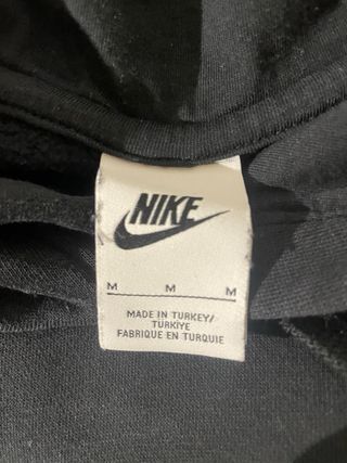Felpa Nike con cappuccio nera e oro
