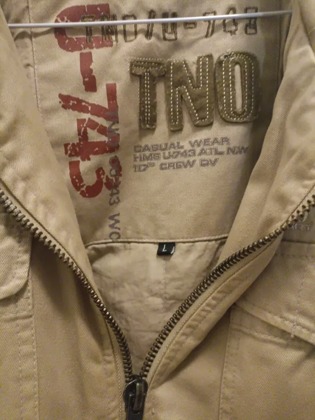 Chaqueta chico beige