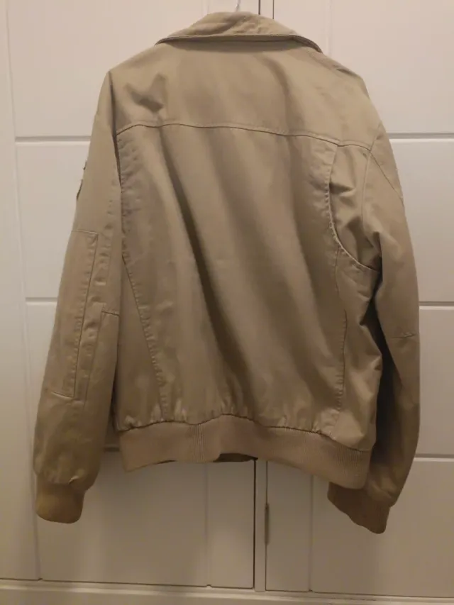 Chaqueta chico beige