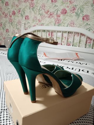Zapatos de tacón T.38 verde esmeralda/dorado