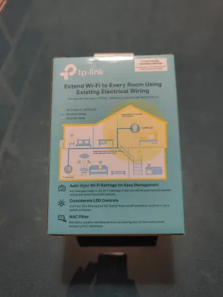 TP-Link Powerline Wi-Fi Extender AV600