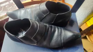 Botín hombre piel negro