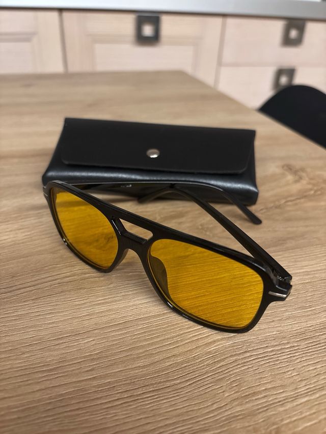 Occhiali da sole uomo neri con lenti gialle