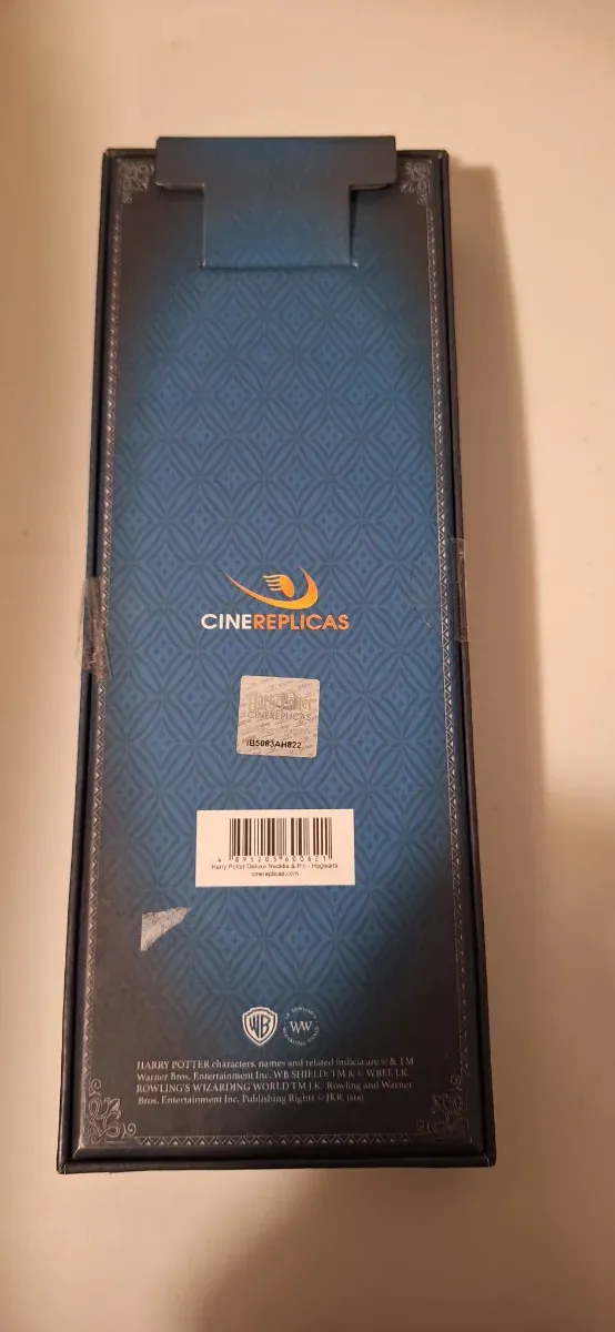 Corbata y Pin Harry Potter Deluxe Set