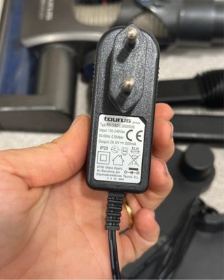 Aspirador de mano Taurus Ideal Lithium