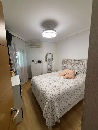 Piso con trastero en Barriada las Naciones