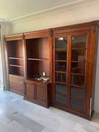Mueble de pino para salón