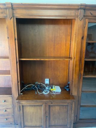 Mueble de pino para salón