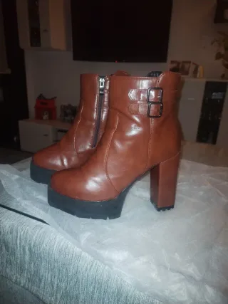 Botines marrones tacón ancho