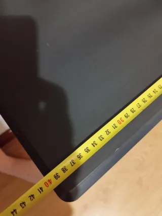 Mueble auxiliar con patas